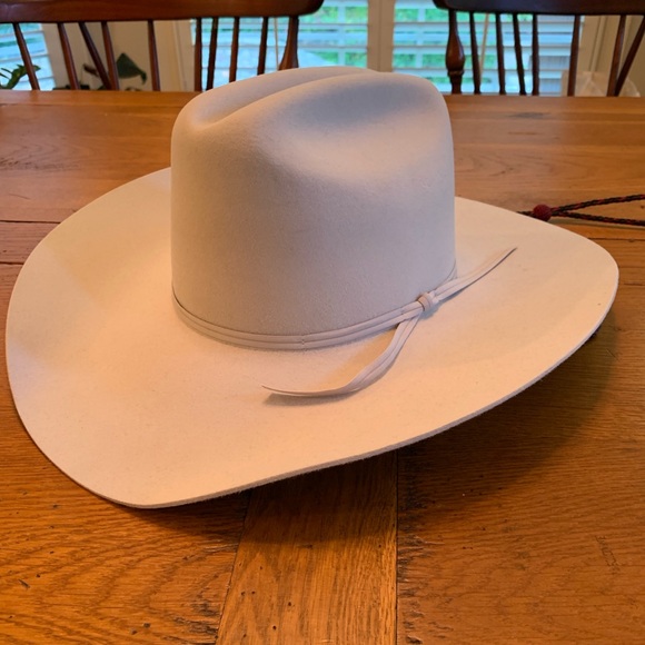 Rodeo King Other - Cream cowboy hat size 6 7/8 — 7x beaver